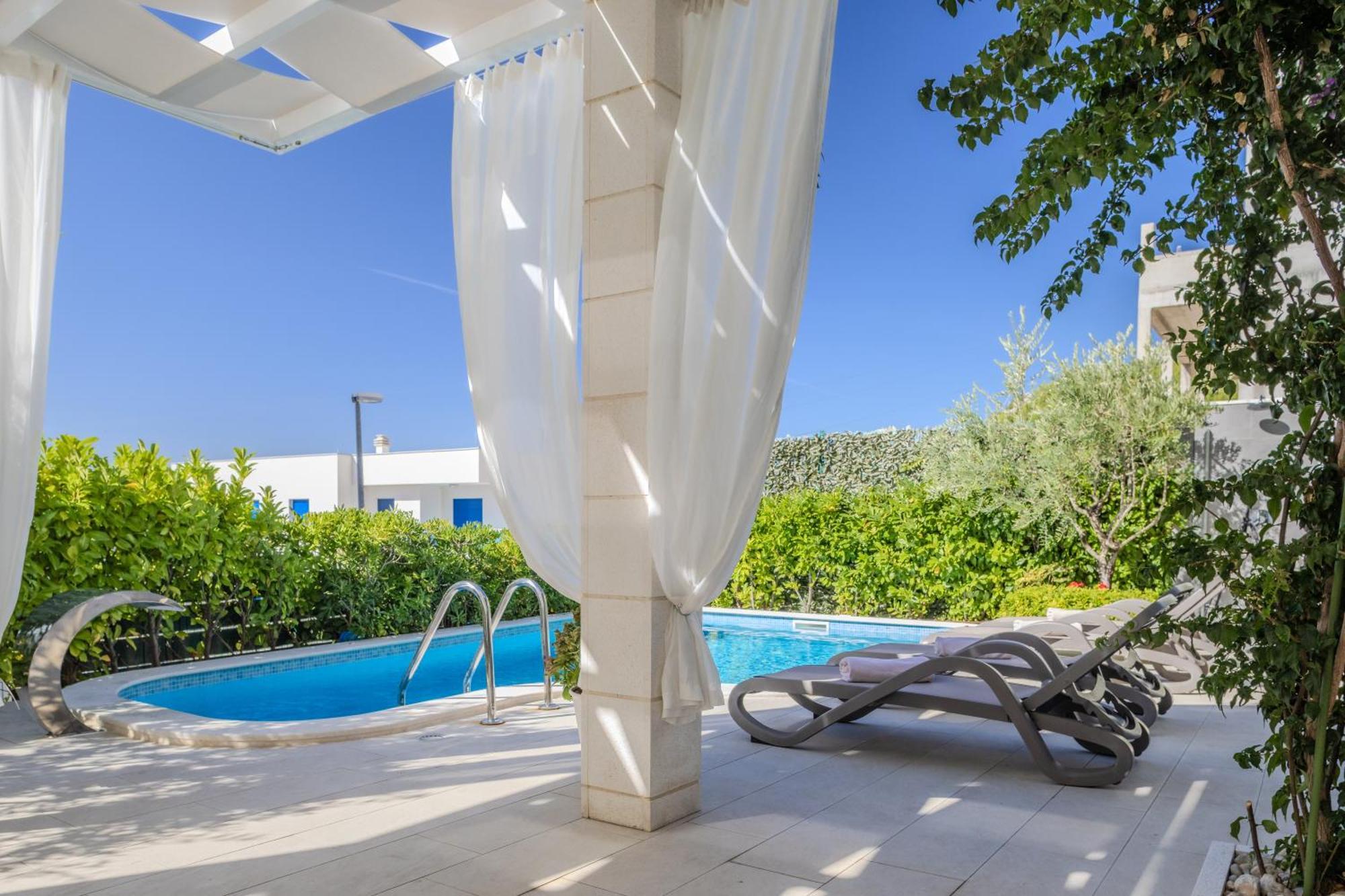 Villa Luka Макарска Екстериор снимка
