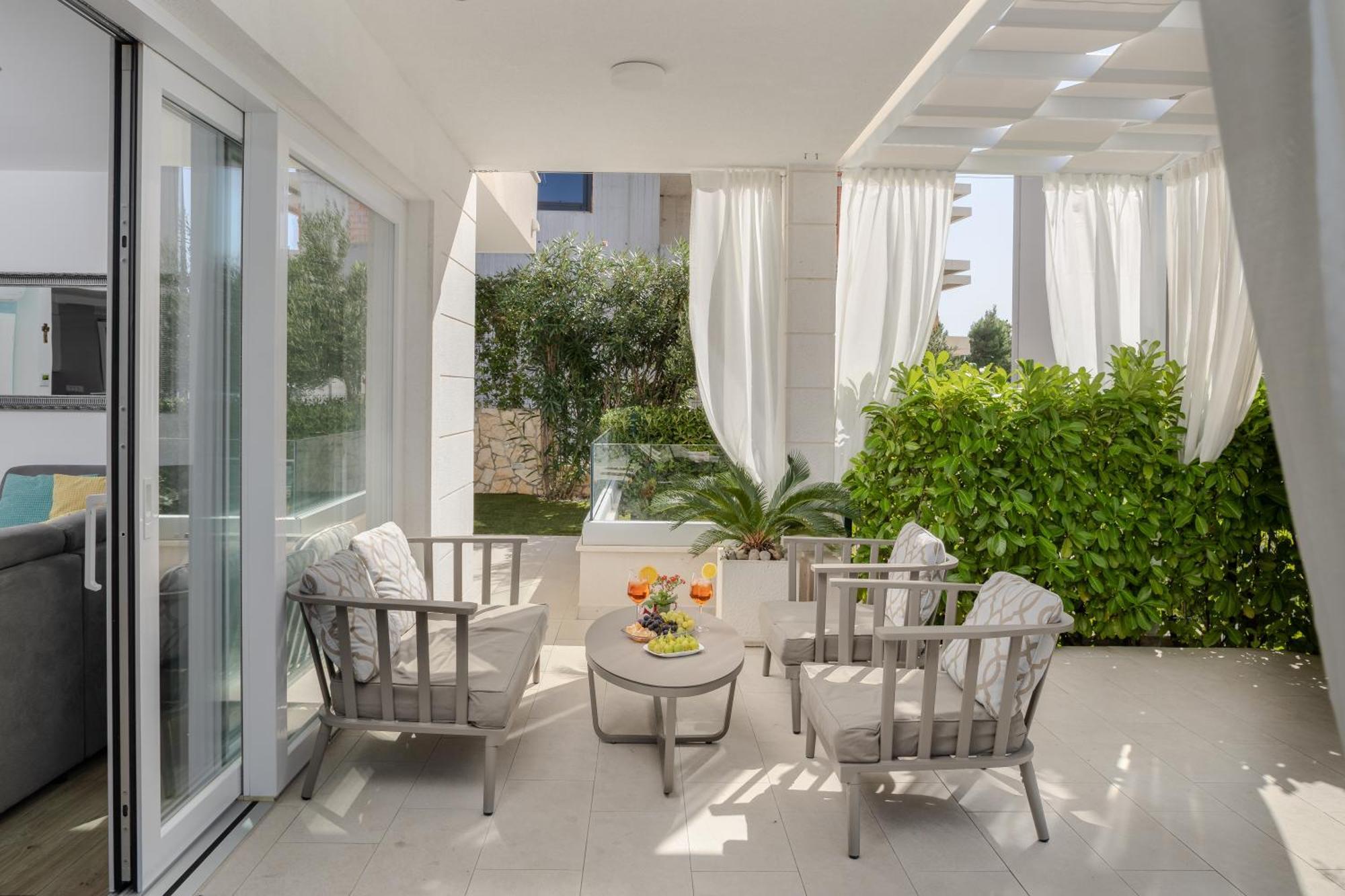 Villa Luka Макарска Екстериор снимка