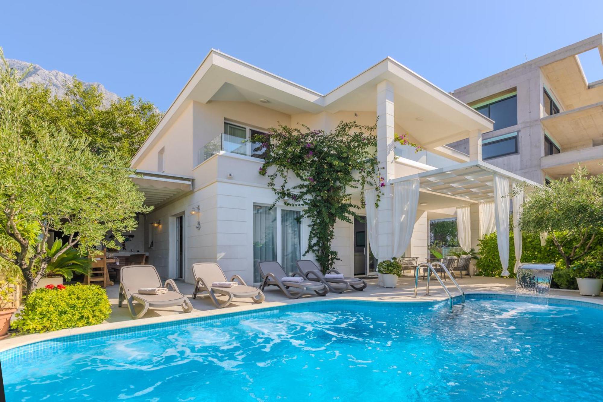 Villa Luka Макарска Екстериор снимка