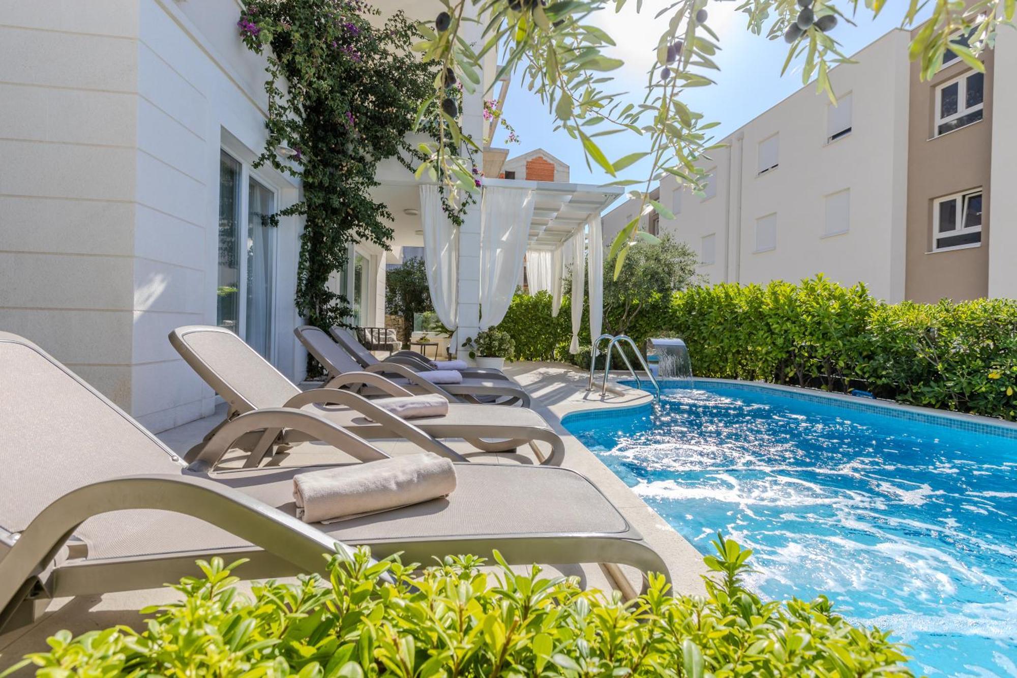 Villa Luka Макарска Екстериор снимка
