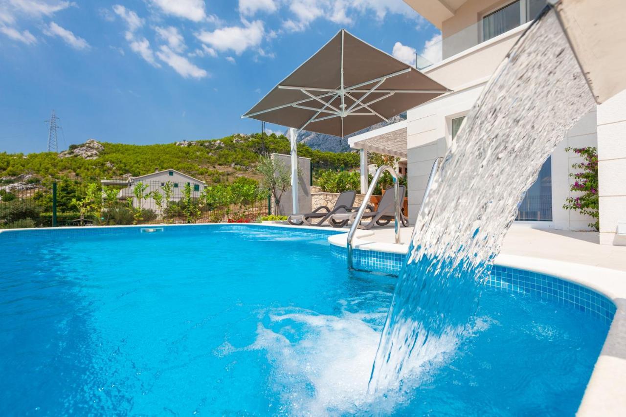 Villa Luka Макарска Екстериор снимка